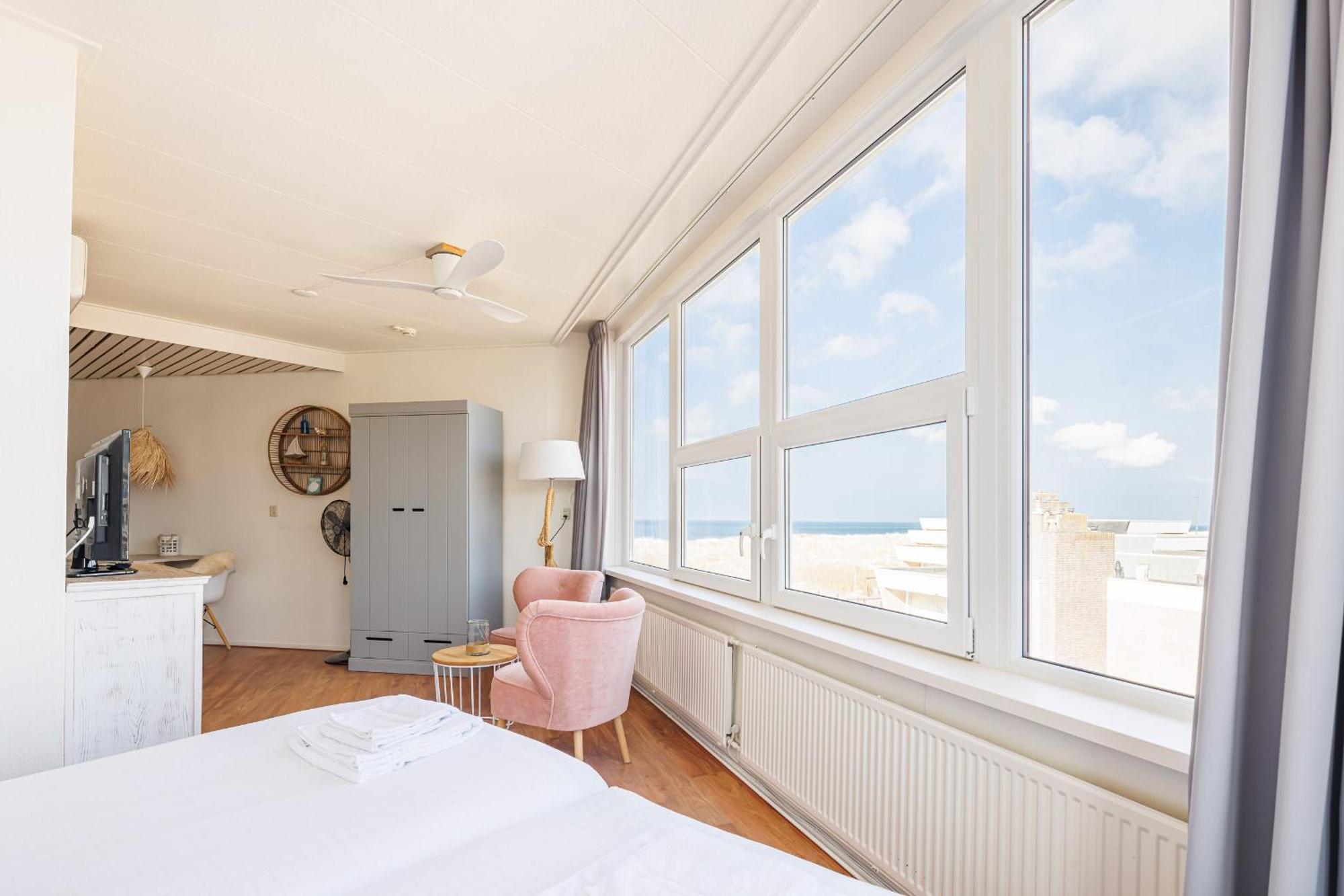 Neptunus Appartementen Bergen aan Zee Oda fotoğraf