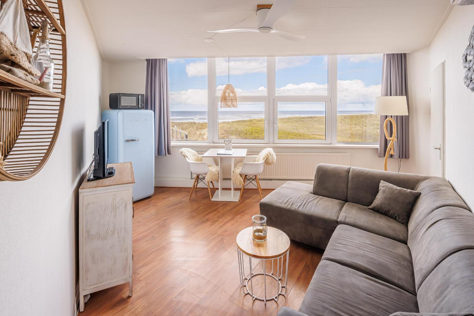 Neptunus Appartementen Bergen aan Zee Oda fotoğraf